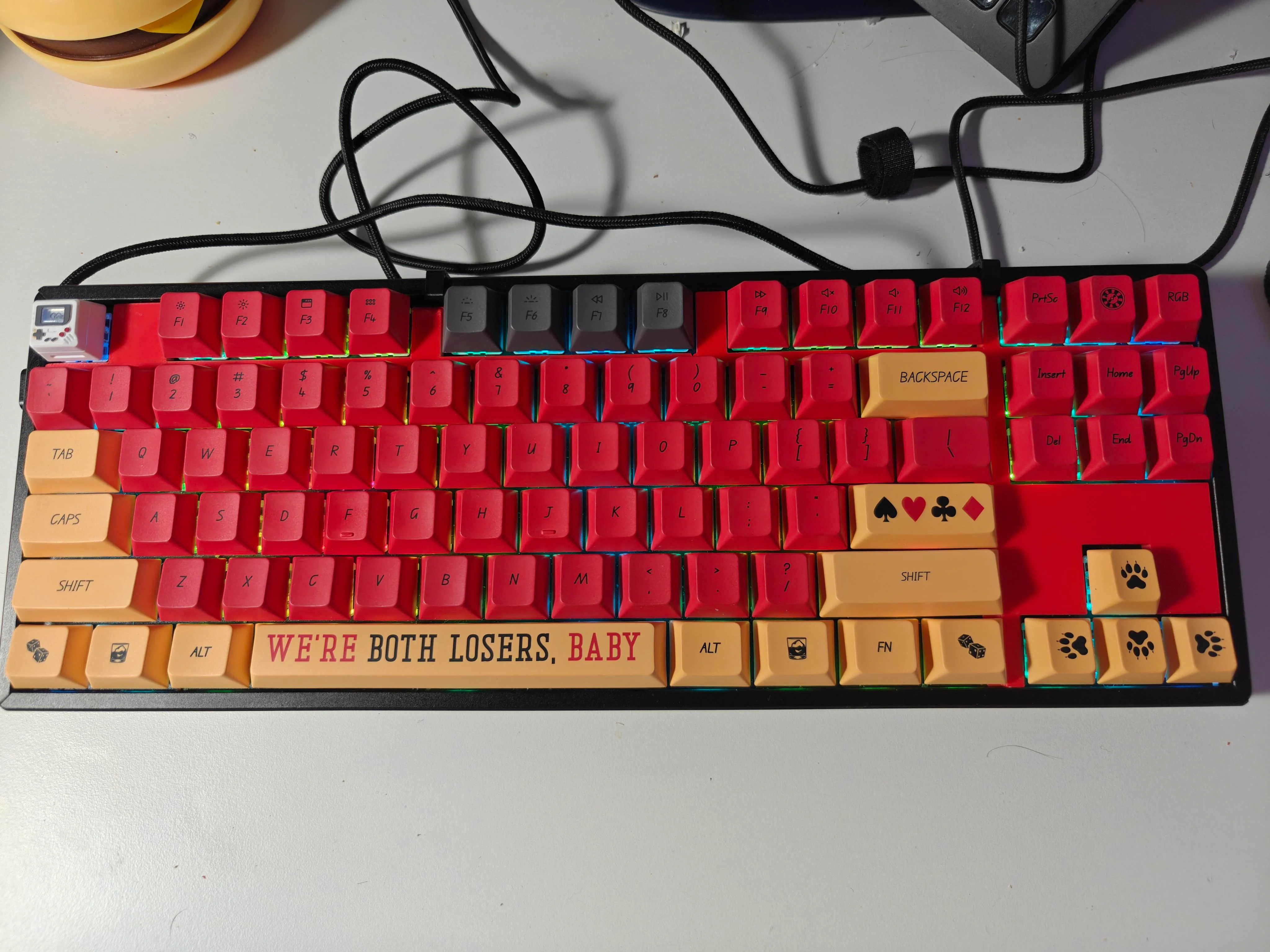 Custom keycaps showcase: Husk theme